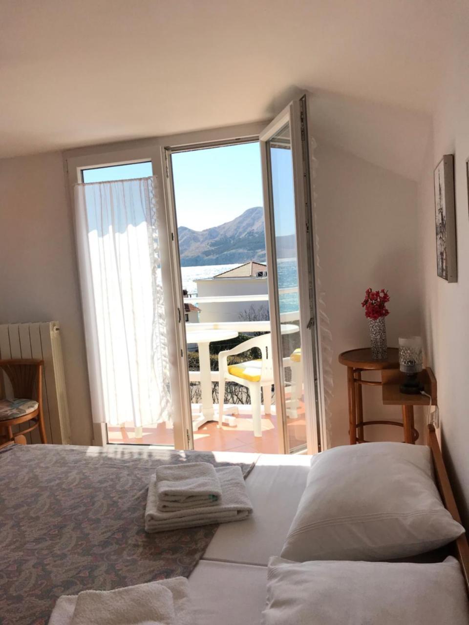 Sobica Hotel Baska  Bagian luar foto